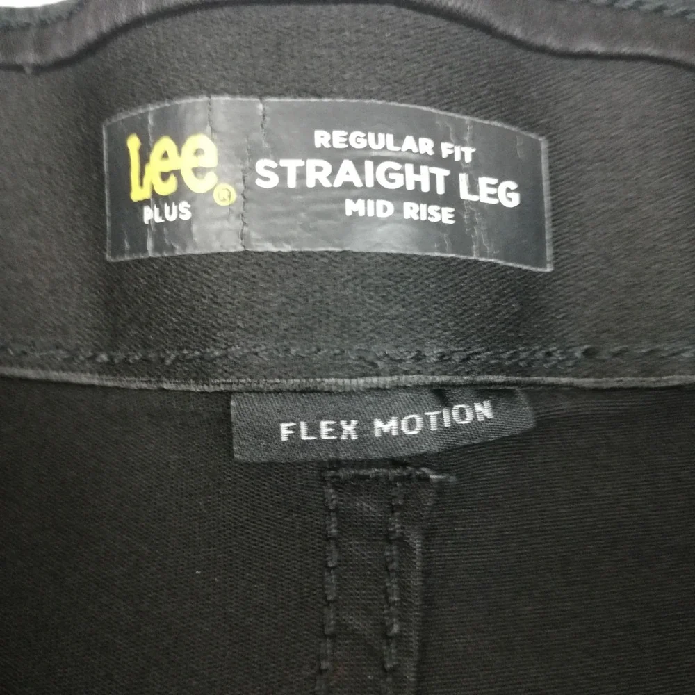 Lee Womens Jeans Flex Motion Straight Leg Black Denim Mid Rise Regular Plus 24W